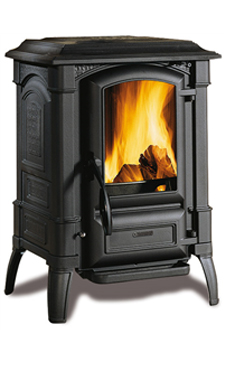 NORDICA-EXTRAFLAME GIULIETTA 6 Kw.(estufa de fundición) Estufa totalmente en fundición esmaltada Puerta panorámica Cristal ceramico que resiste hasta 750°