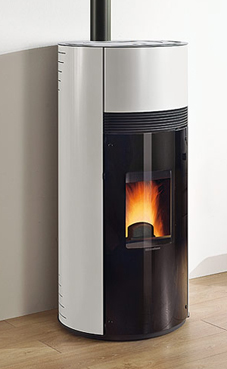 NORDICA-EXTRAFLAME DOROTY 3,1-9 Kw Revestimiento en acero barnizado ;Ventilación forzada ; Cajón extraíble para la ceniza ;Hogar en fundición extraíble ; Intercambiador de calor con sistema de limpieza manual.Colores: Blanco o negro antracita.