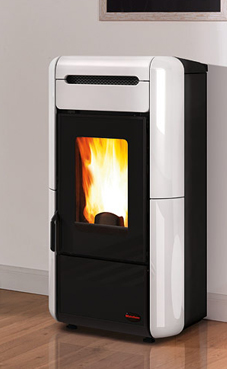 NORDICA-EXTRAFLAME GIORDANA IDRO 5,3-18,8 Kw Revestimiento en cerámica. Caja de la ceniza. Vitro cerámico resistente a 750°. Colores: blanca, negro antracita y burdeos.